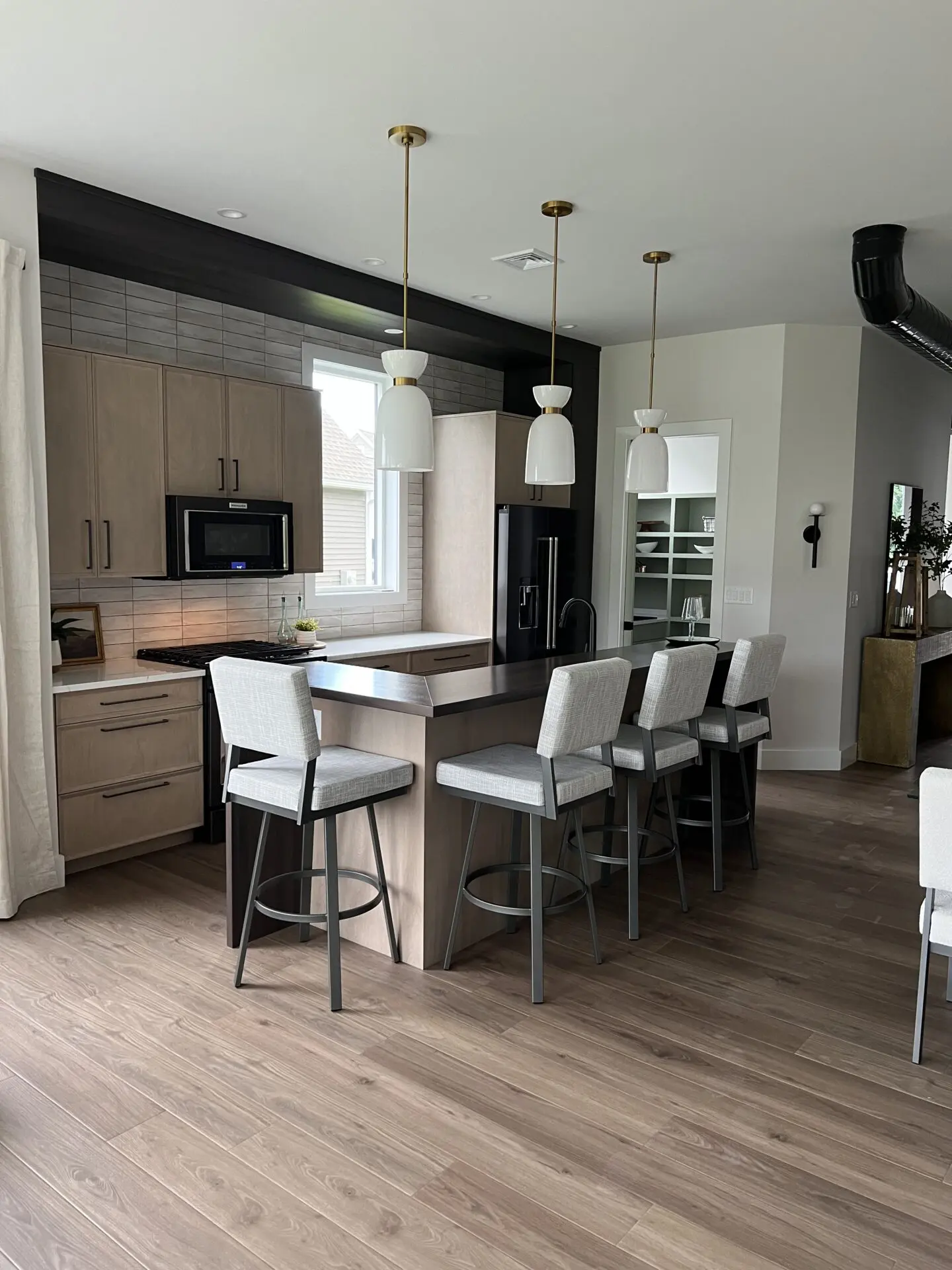 A well designed kitchen combines form and function